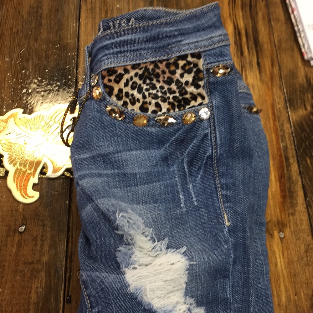 Capris - Picture 3 of 7